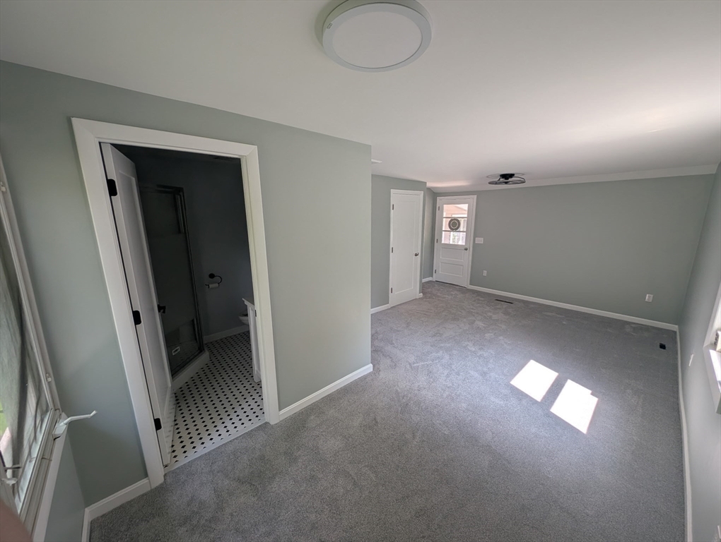 9 Champlain Dr. Property Photo 25