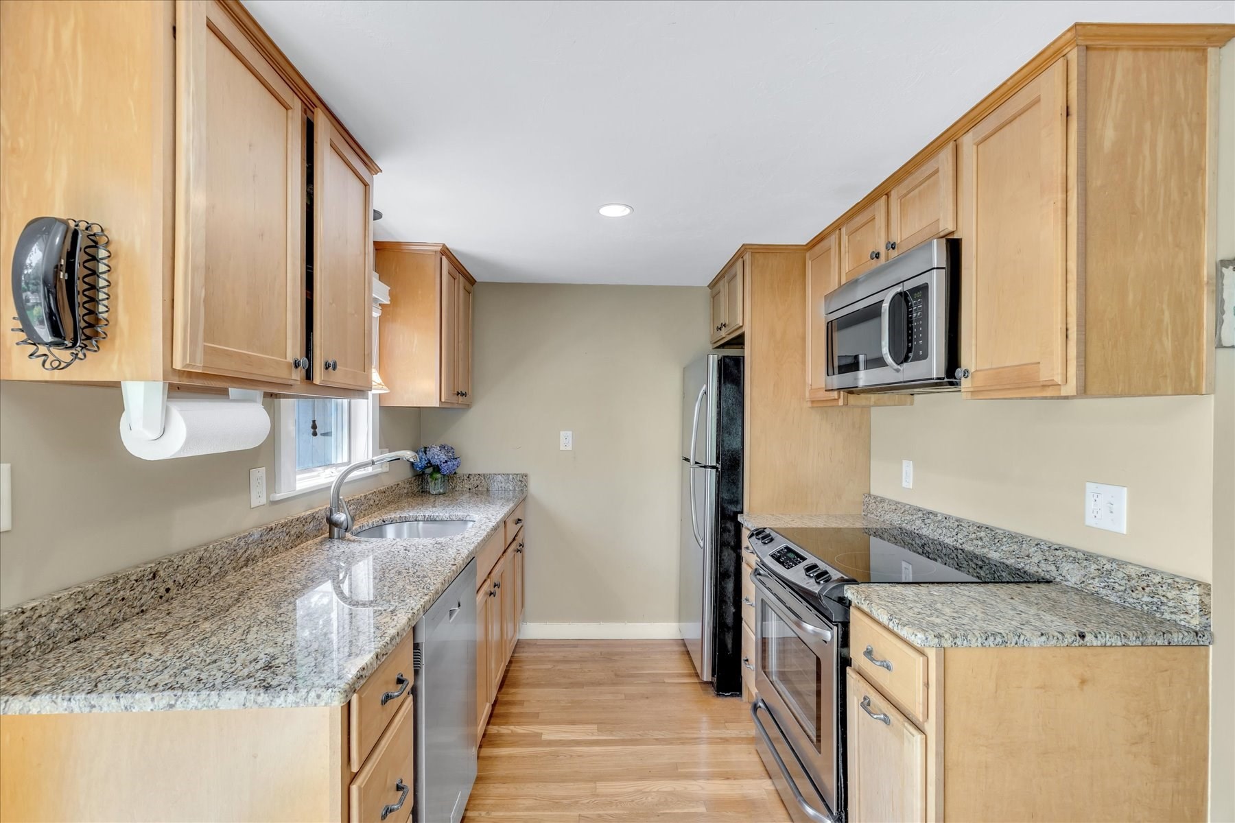 1 Thorwald Dr Property Photo 8