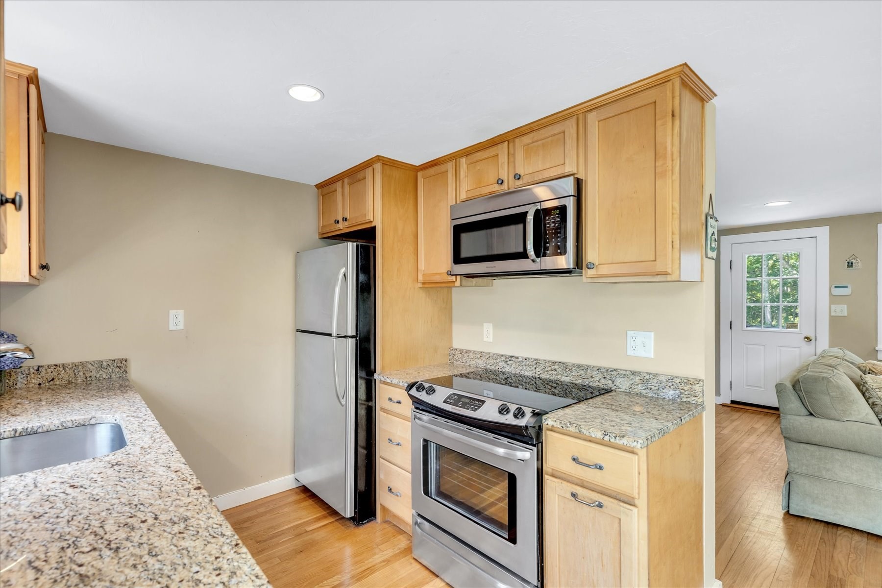 1 Thorwald Dr Property Photo 9
