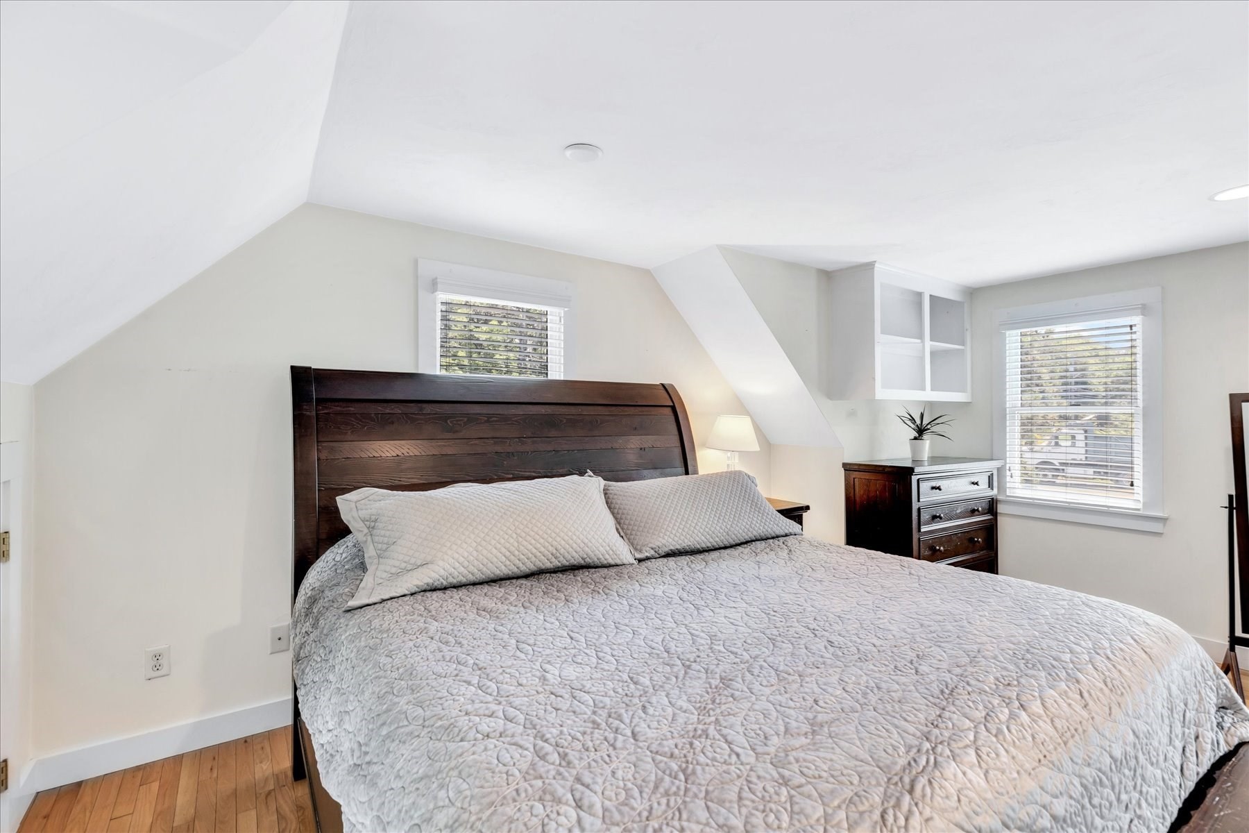 1 Thorwald Dr Property Photo 22