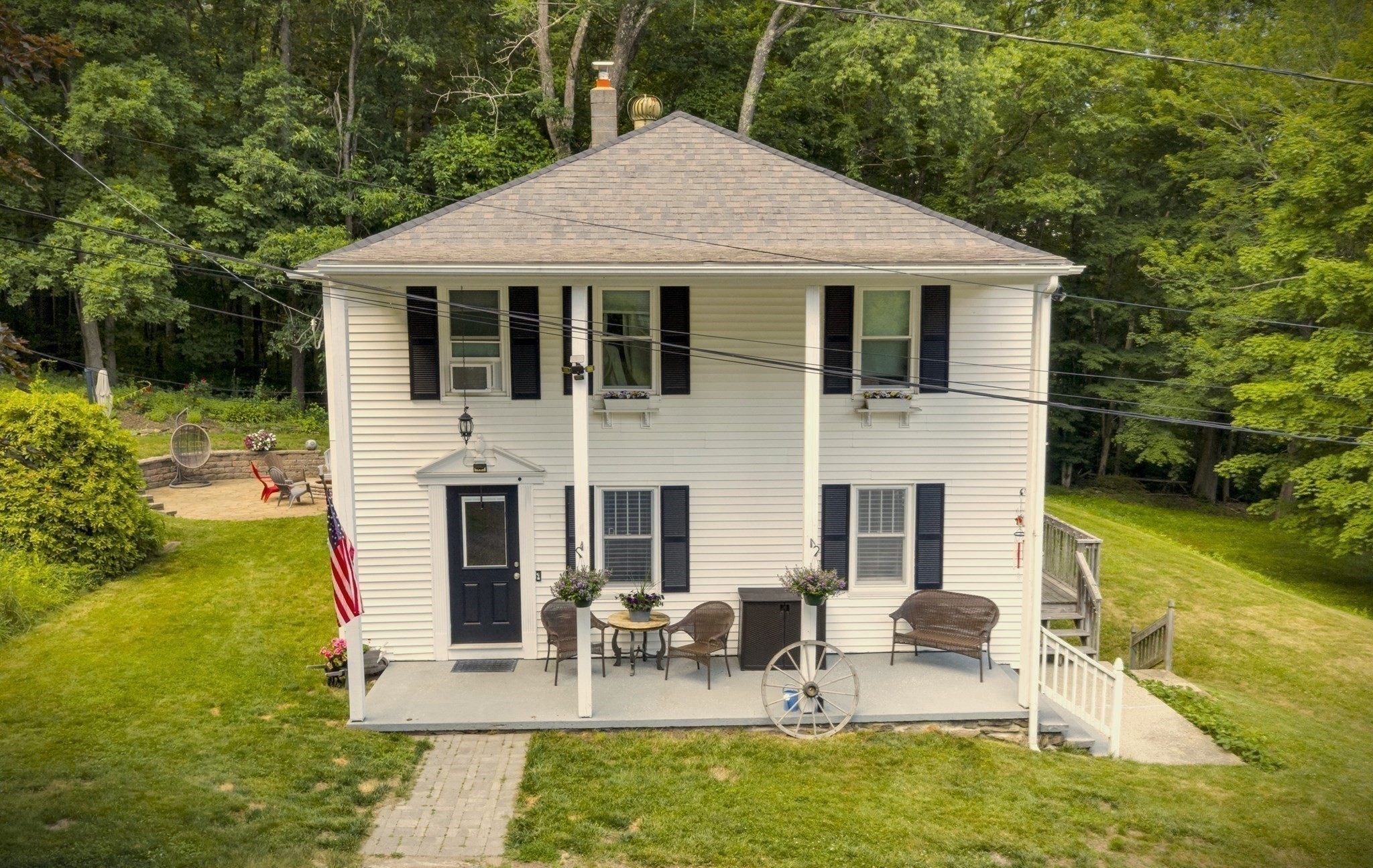 6 Belanger Ave Property Photo 1