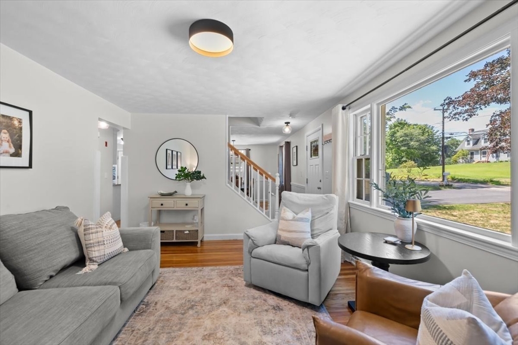 30 Chestnut St Property Photo 10