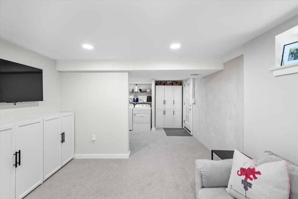 30 Chestnut St Property Photo 36