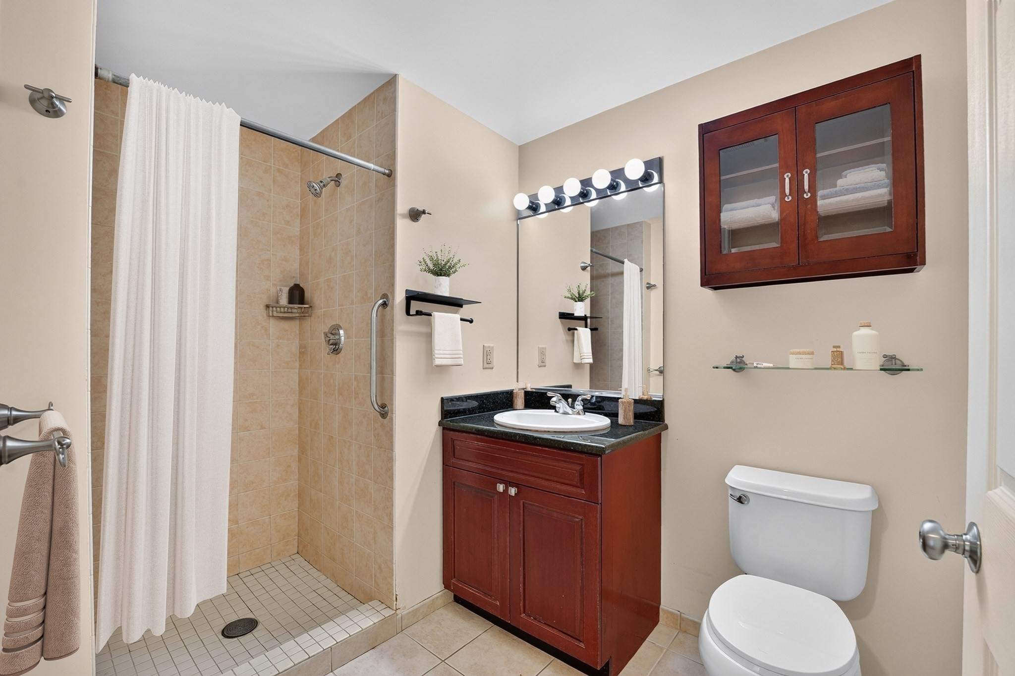 1 Nassau # 1607 Property Photo 10