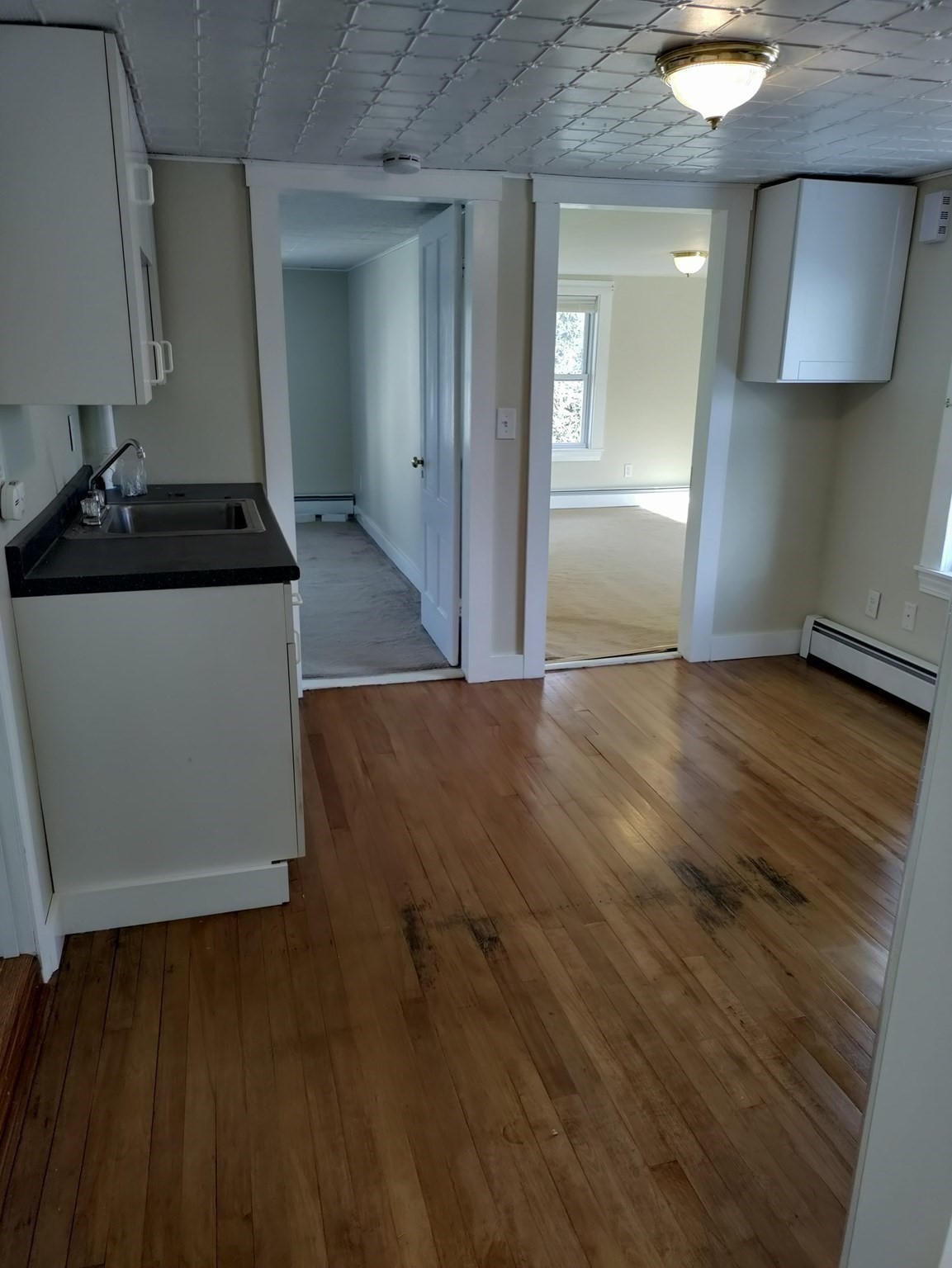143 Chestnut St Unit 2 Property Photo 3