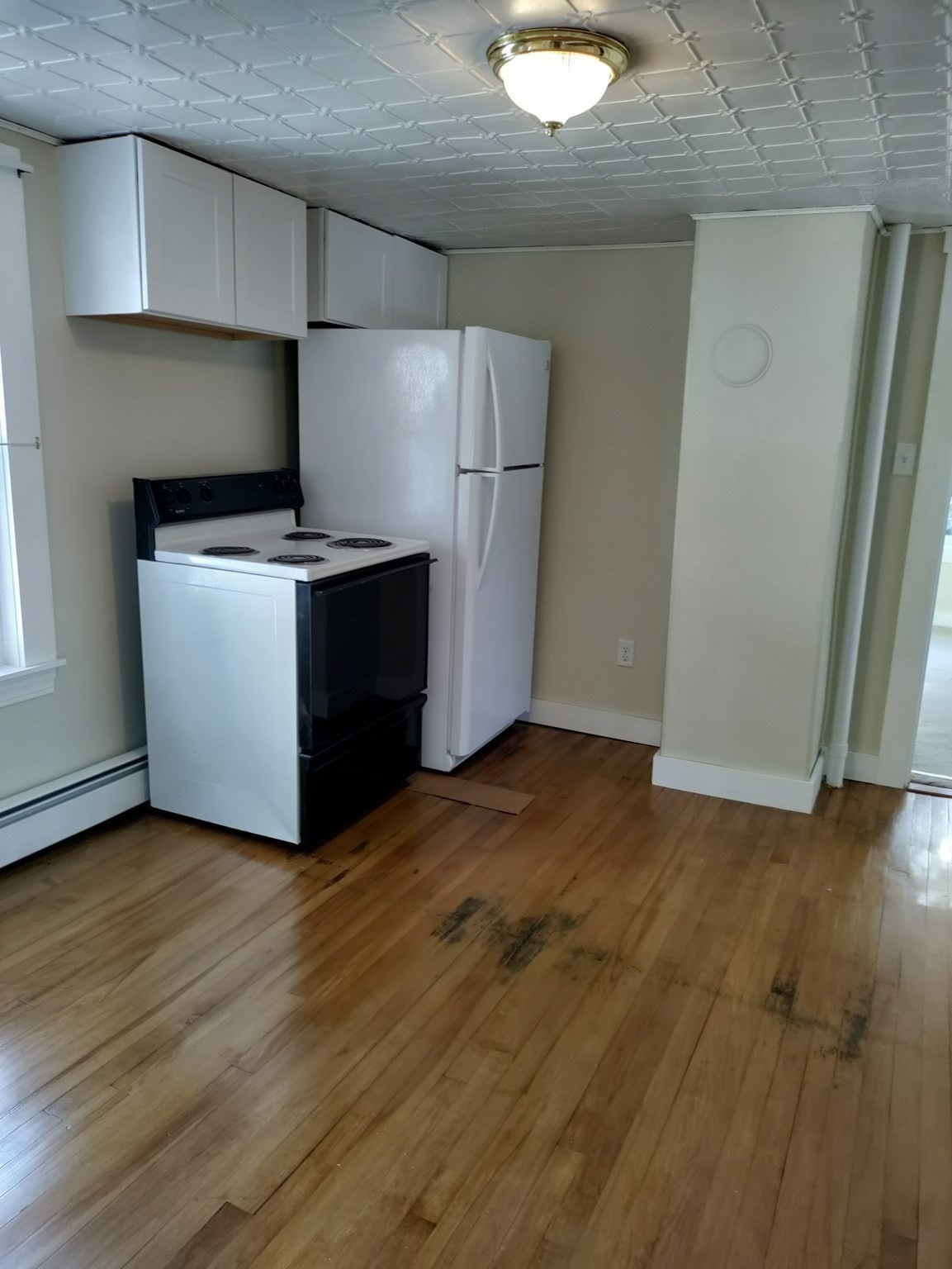 143 Chestnut St Unit 2 Property Photo 4
