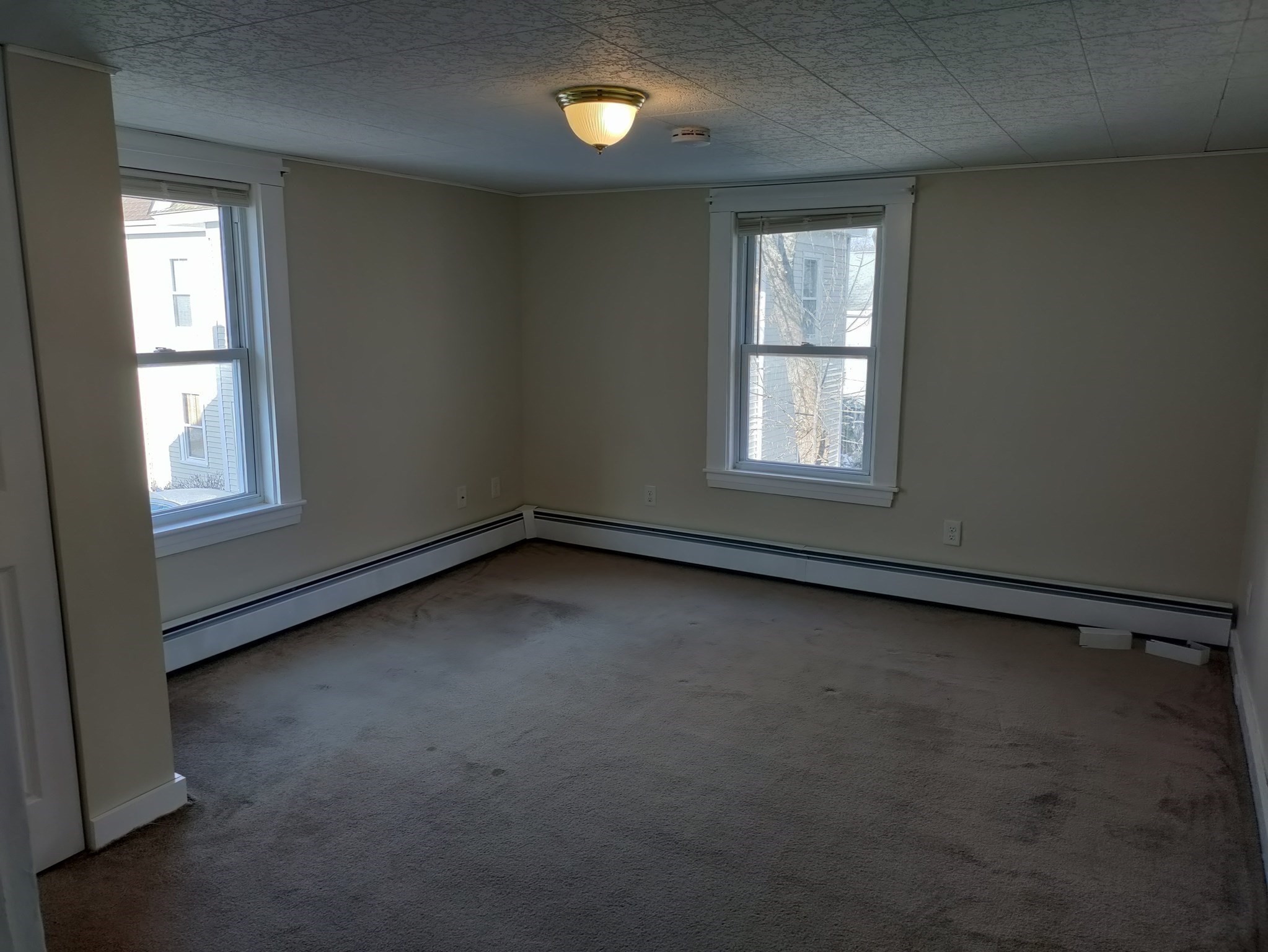 143 Chestnut St Unit 2 Property Photo 5