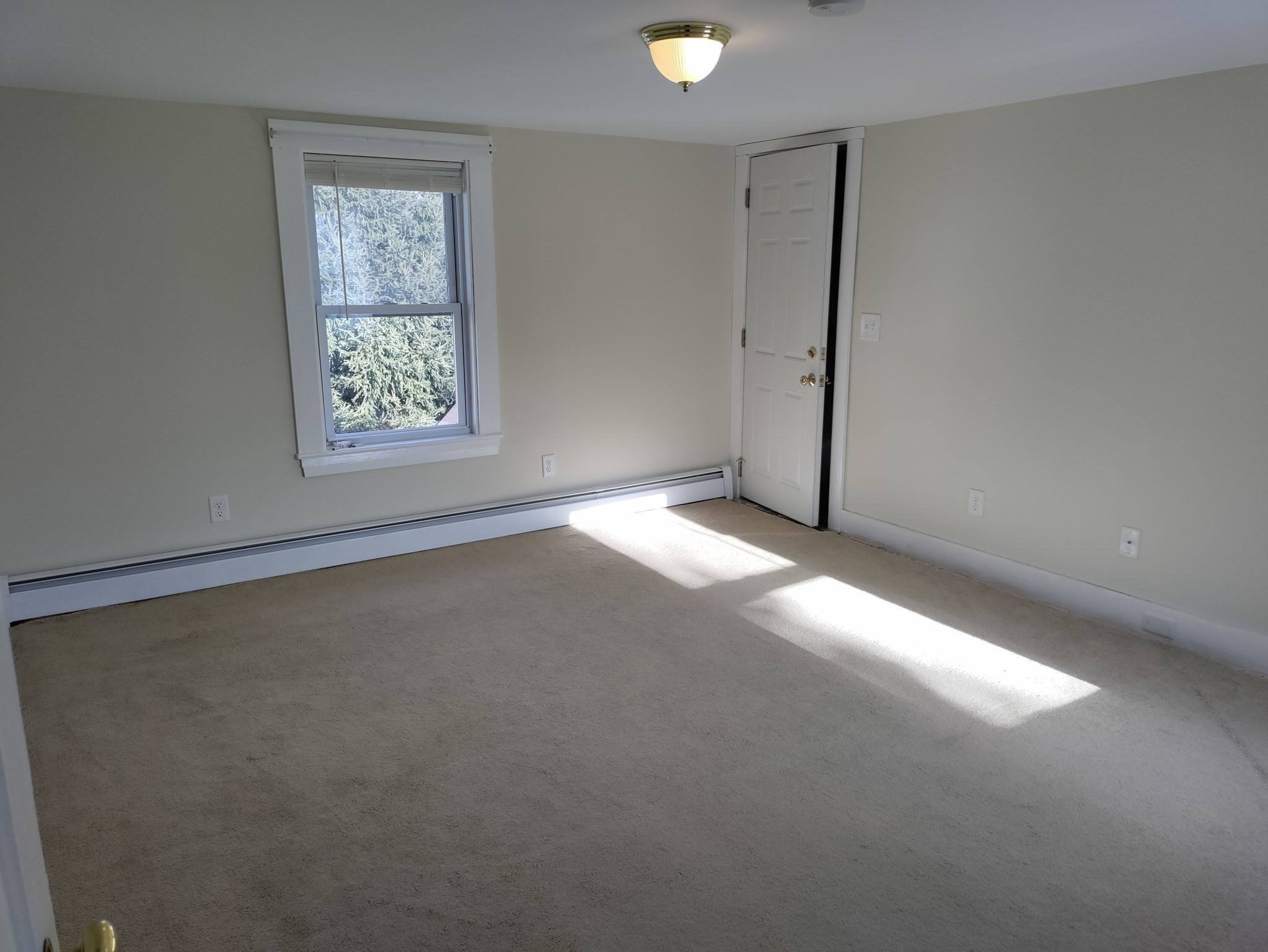 143 Chestnut St Unit 2 Property Photo 6