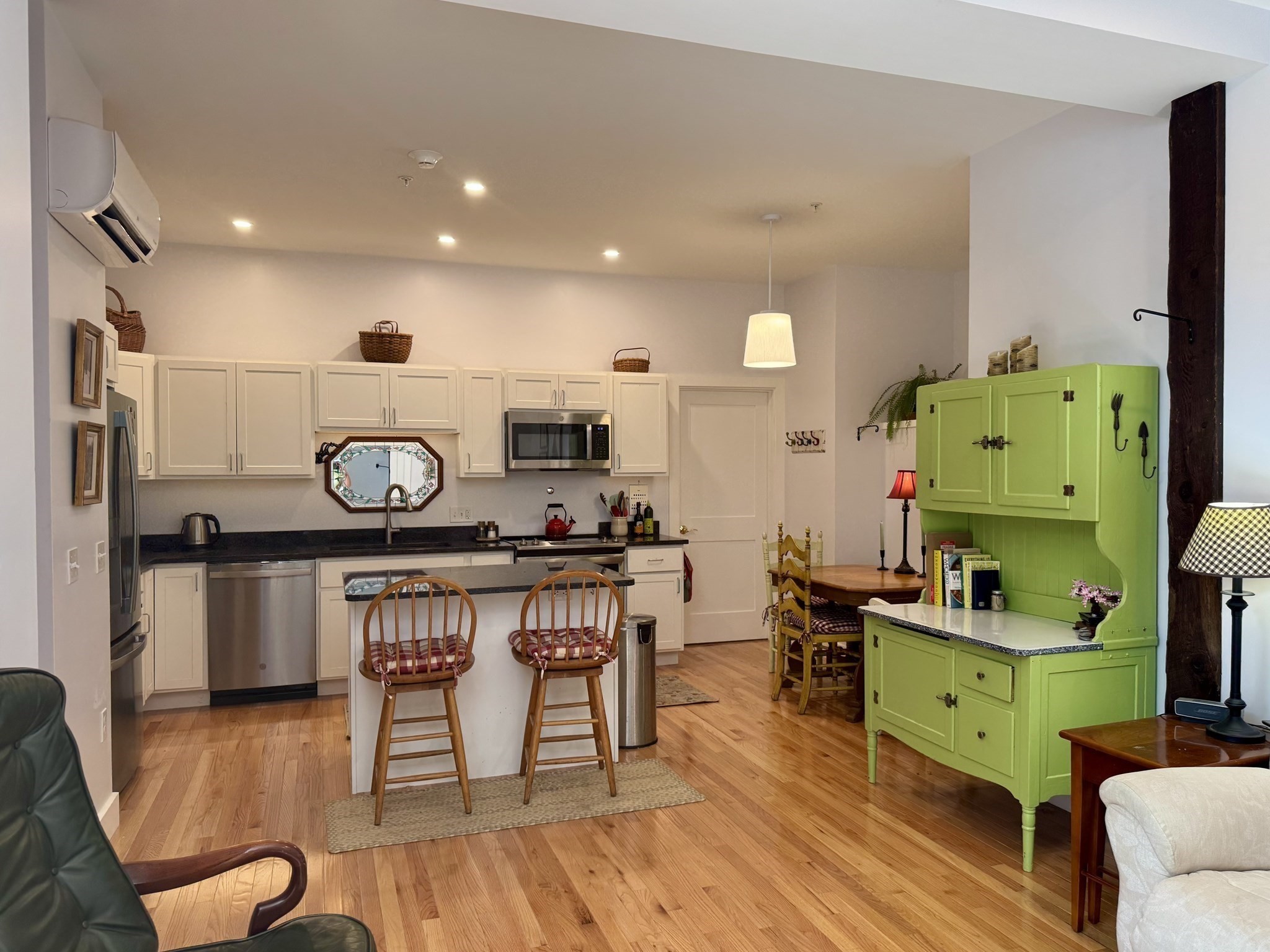 10 Deerfield Ave # 9 Property Photo 5