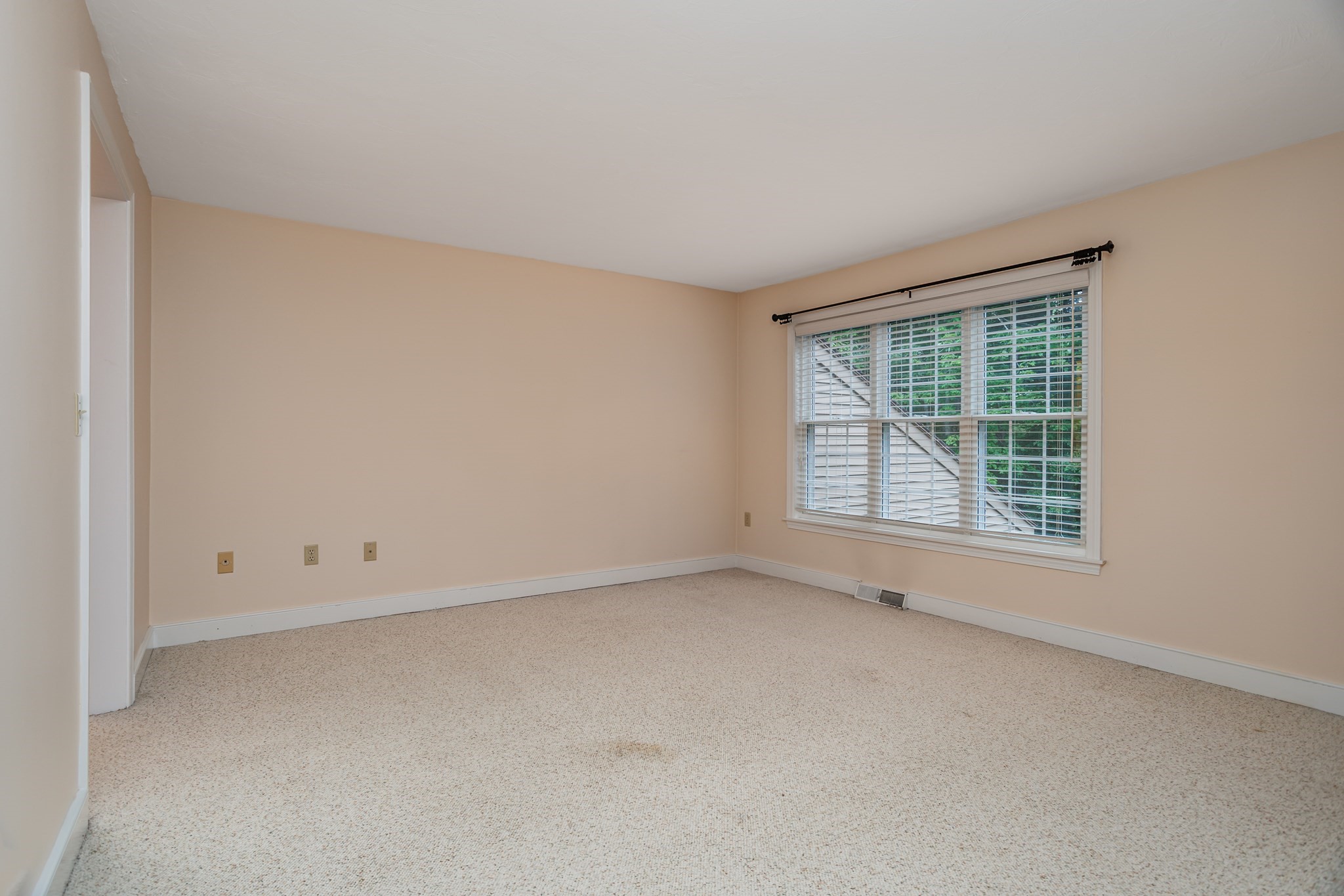 212 Ridgefield Cir # 212b Property Photo 28