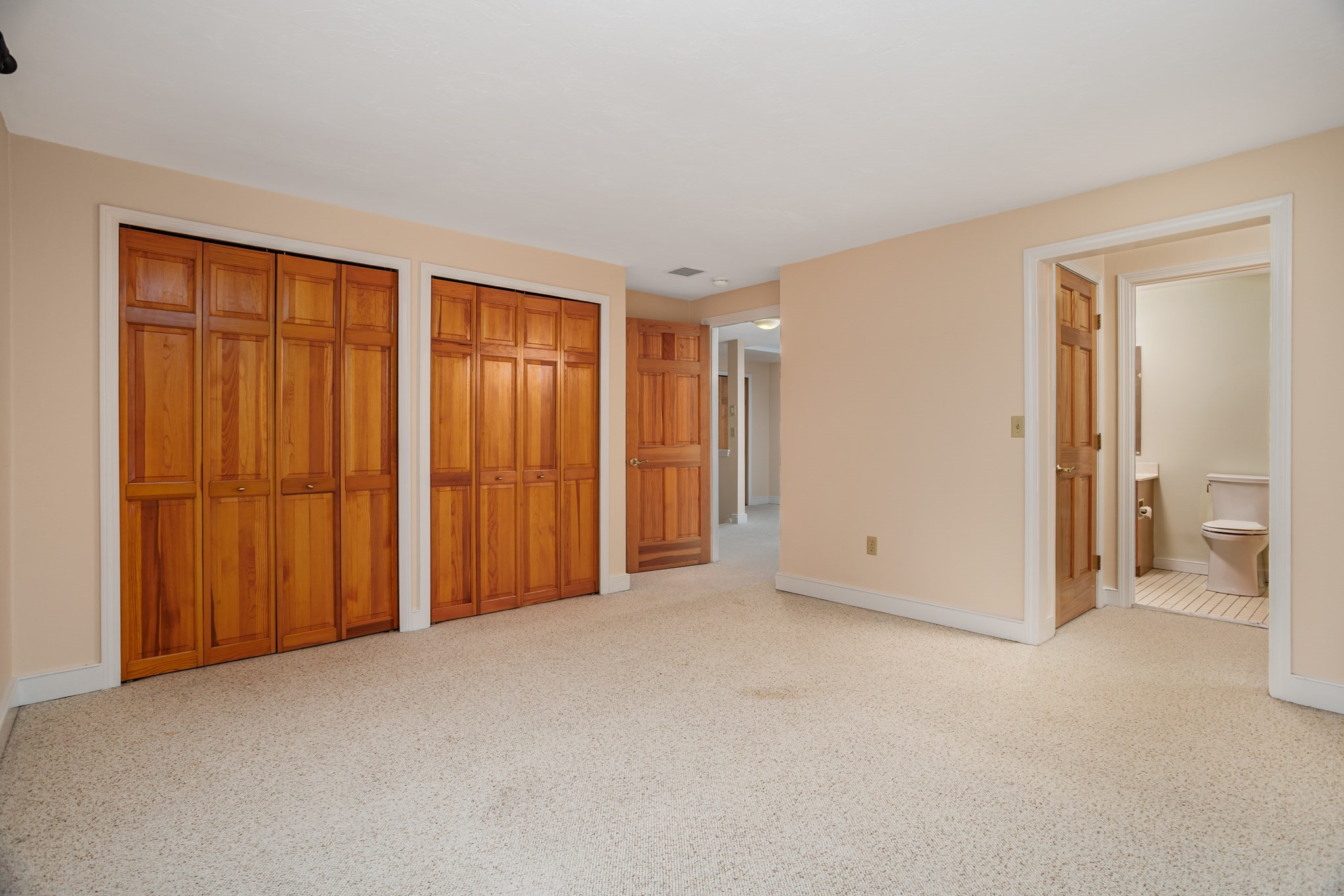 212 Ridgefield Cir # 212b Property Photo 31