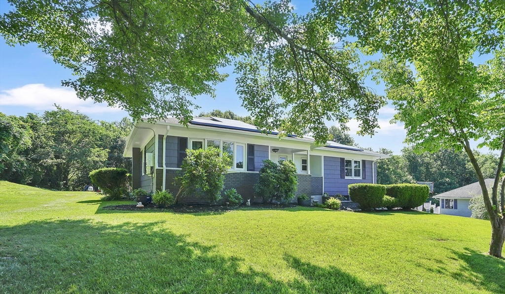 11 Juniper Hill Rd Property Photo 1