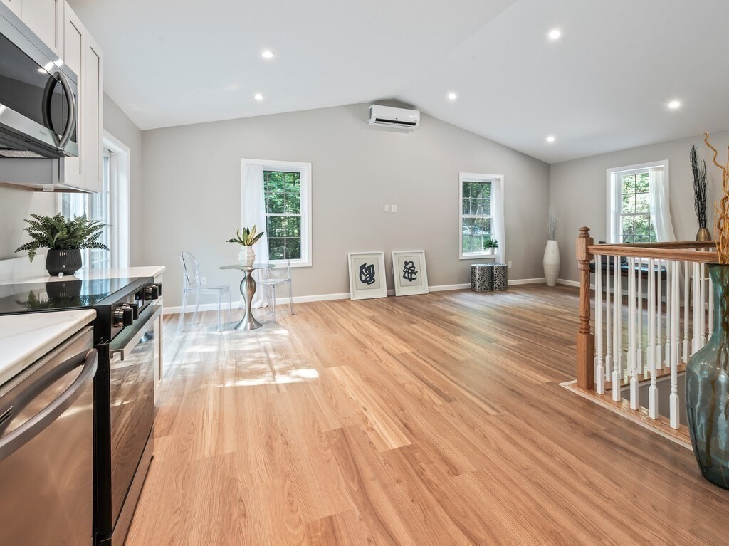 87 Murray Rd Property Photo 9