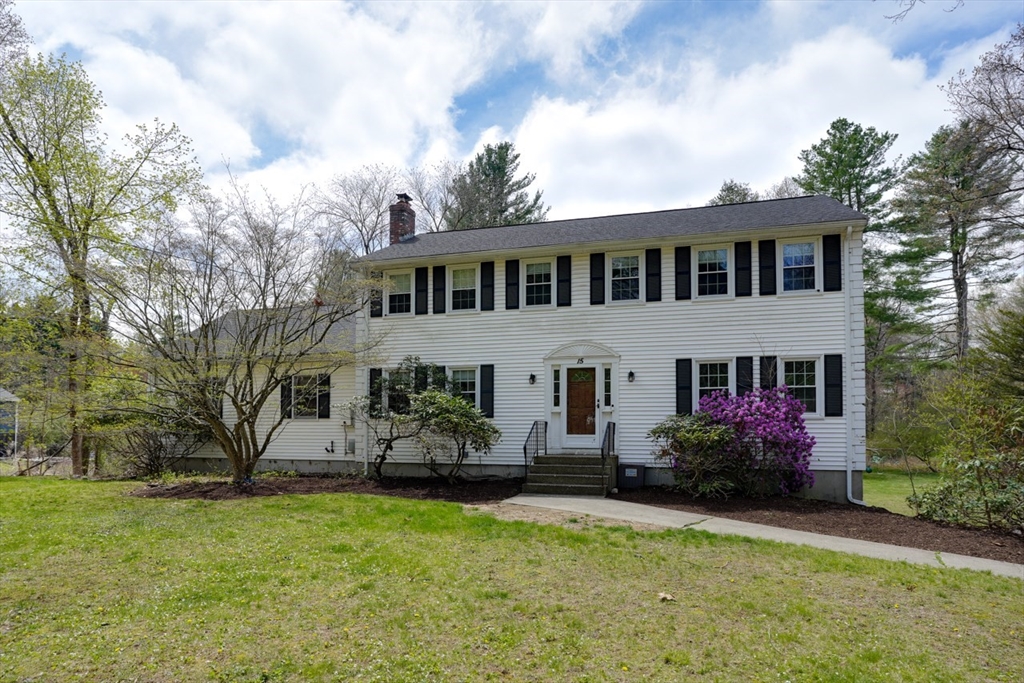 15 Bullard St Property Photo 1
