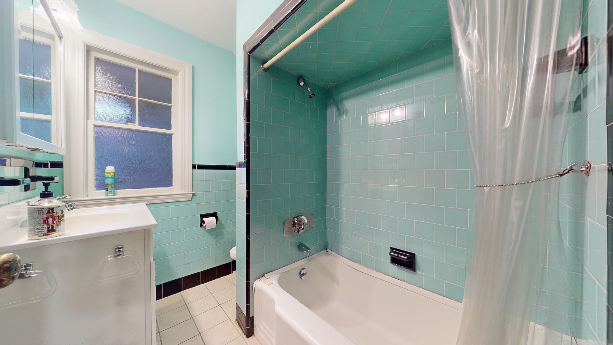 1 Sprague St Property Photo 31