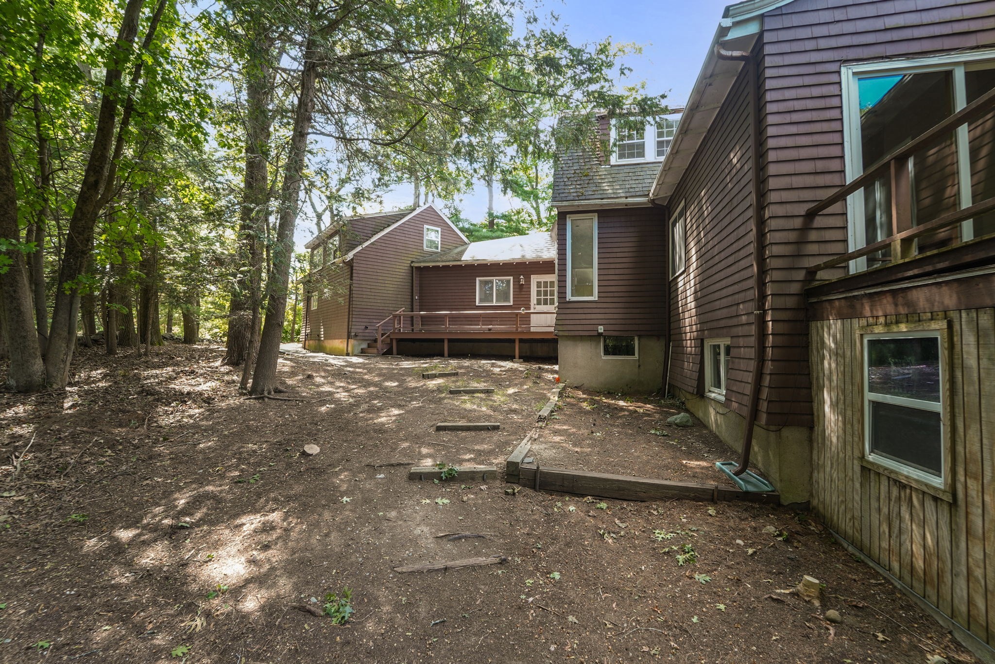 136 Dudley Rd Property Photo 7