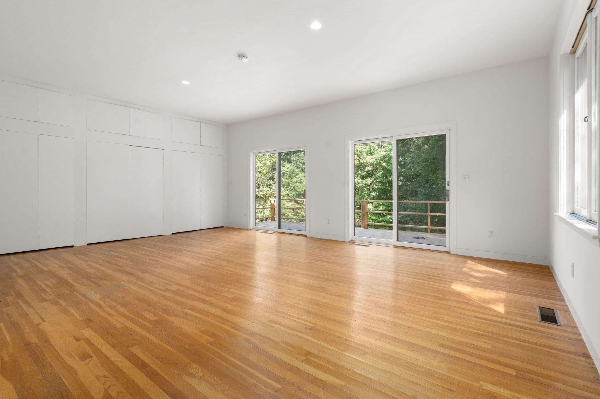 136 Dudley Rd Property Photo 15