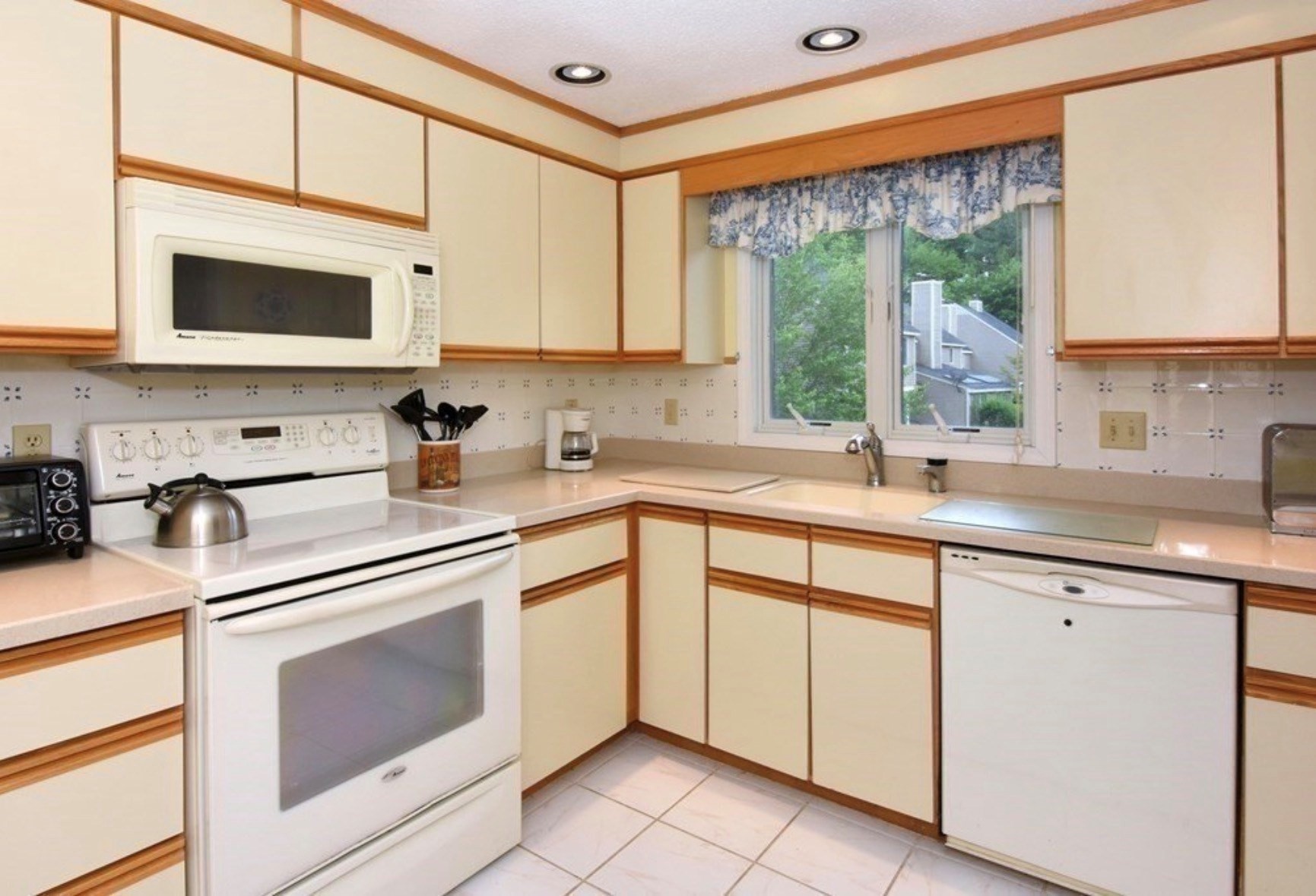 191 Brickett Hill Circle # 191 Property Photo 5