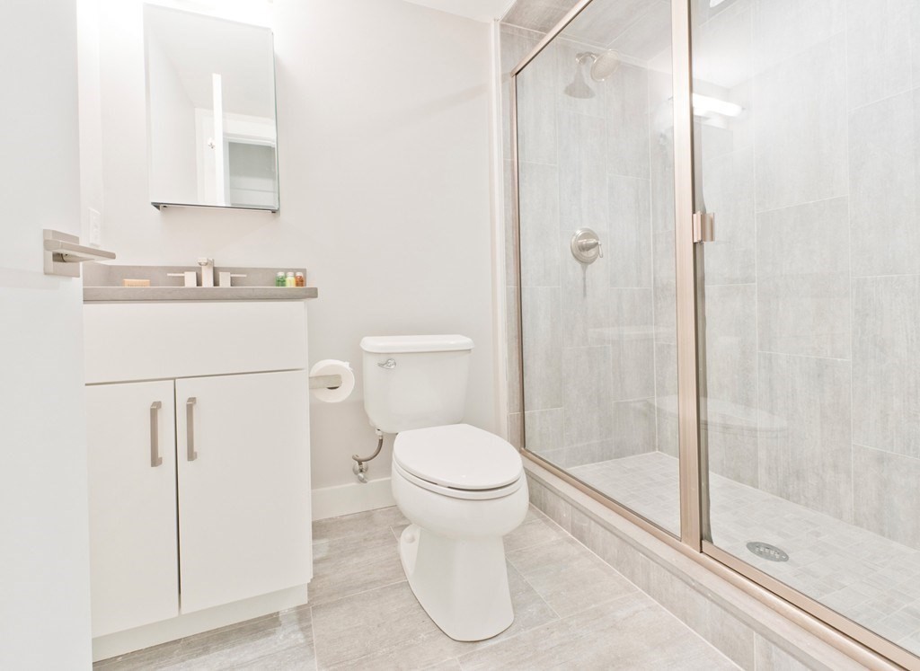 630 Washington # 411 Property Photo 9