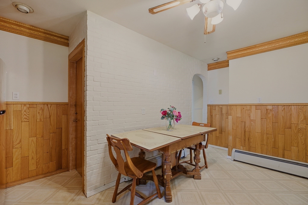 1443 Bedford St Property Photo 15