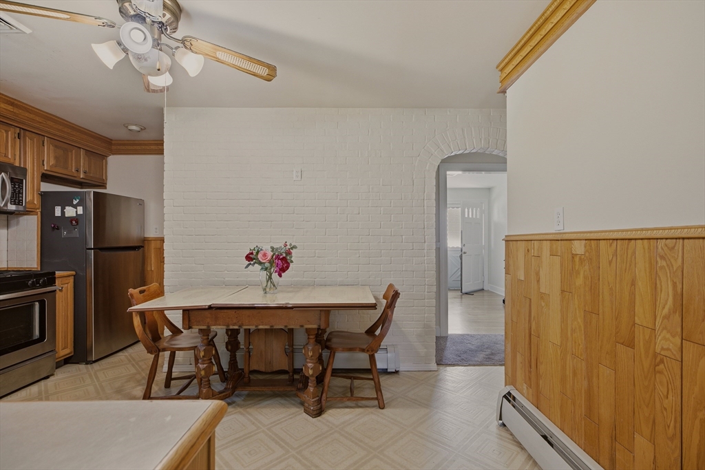 1443 Bedford St Property Photo 16