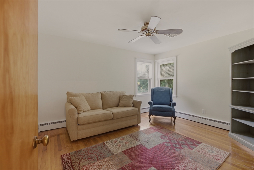 1443 Bedford St Property Photo 17