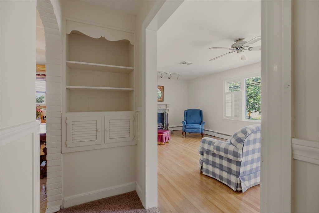 1443 Bedford St Property Photo 22