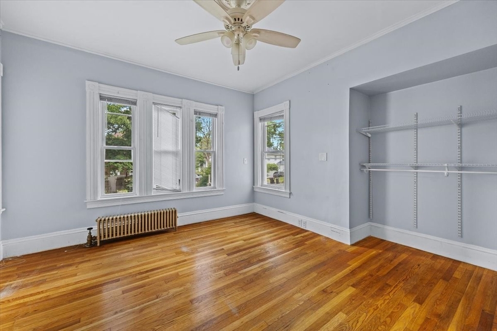 229 W Chestnut St Property Photo 15