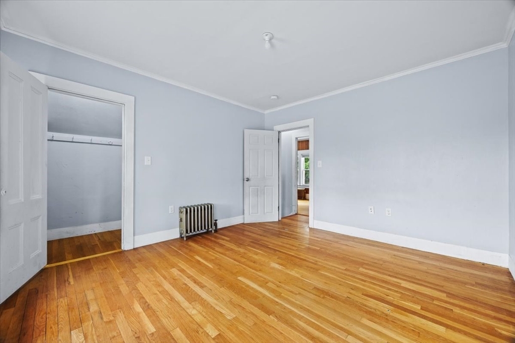 229 W Chestnut St Property Photo 19