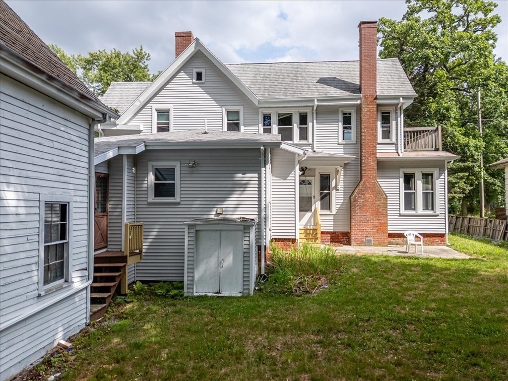 229 W Chestnut St Property Photo 33