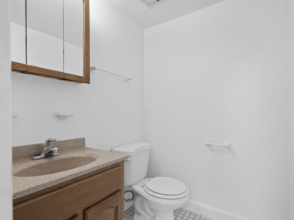 86 California St # 86 Property Photo 8