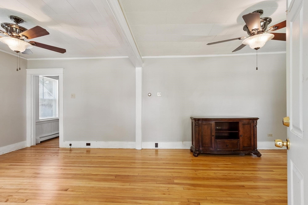 10 Birch Ave Property Photo 6