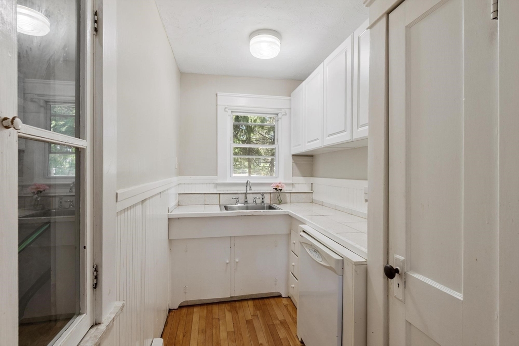 10 Birch Ave Property Photo 15