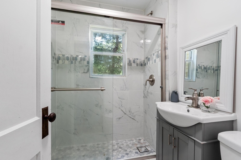10 Birch Ave Property Photo 19