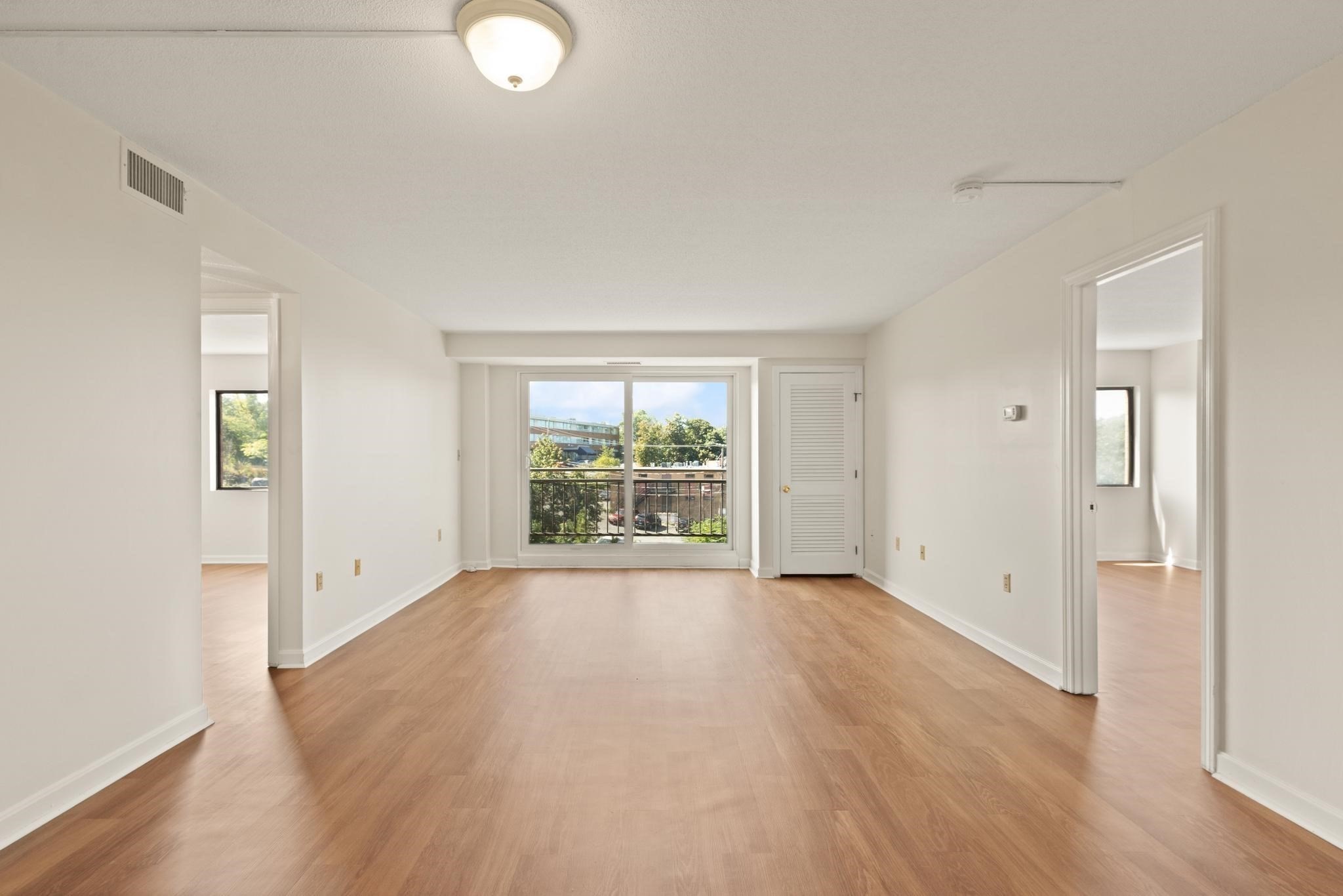 198 Locust # 706 Property Photo 3