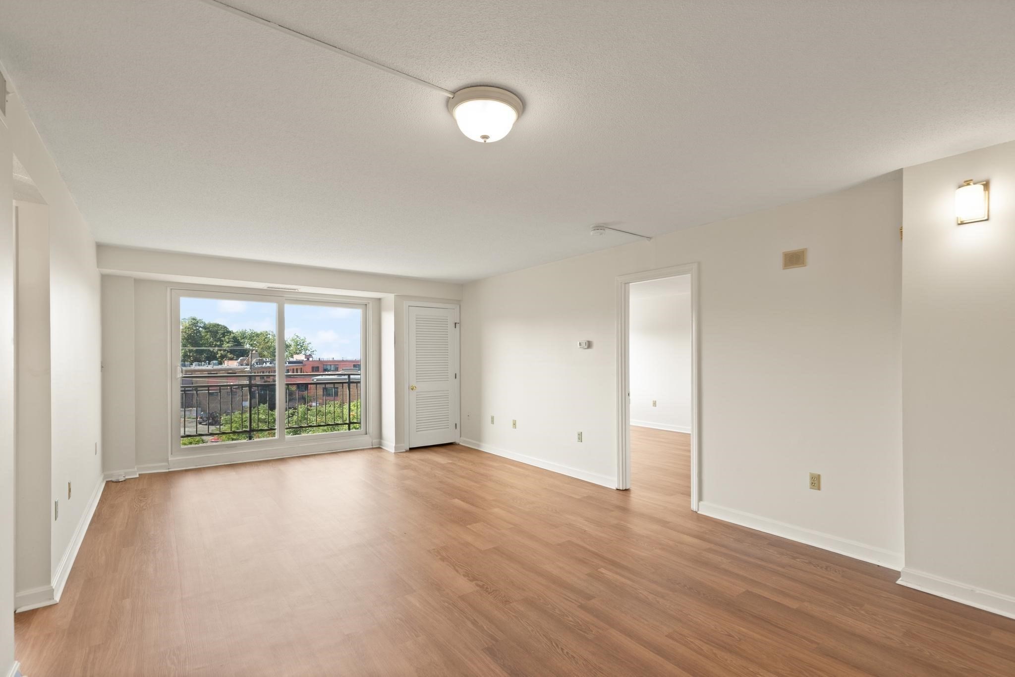 198 Locust # 706 Property Photo 8