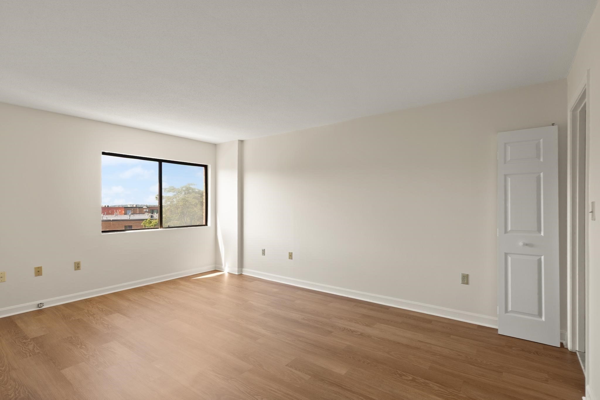 198 Locust # 706 Property Photo 11
