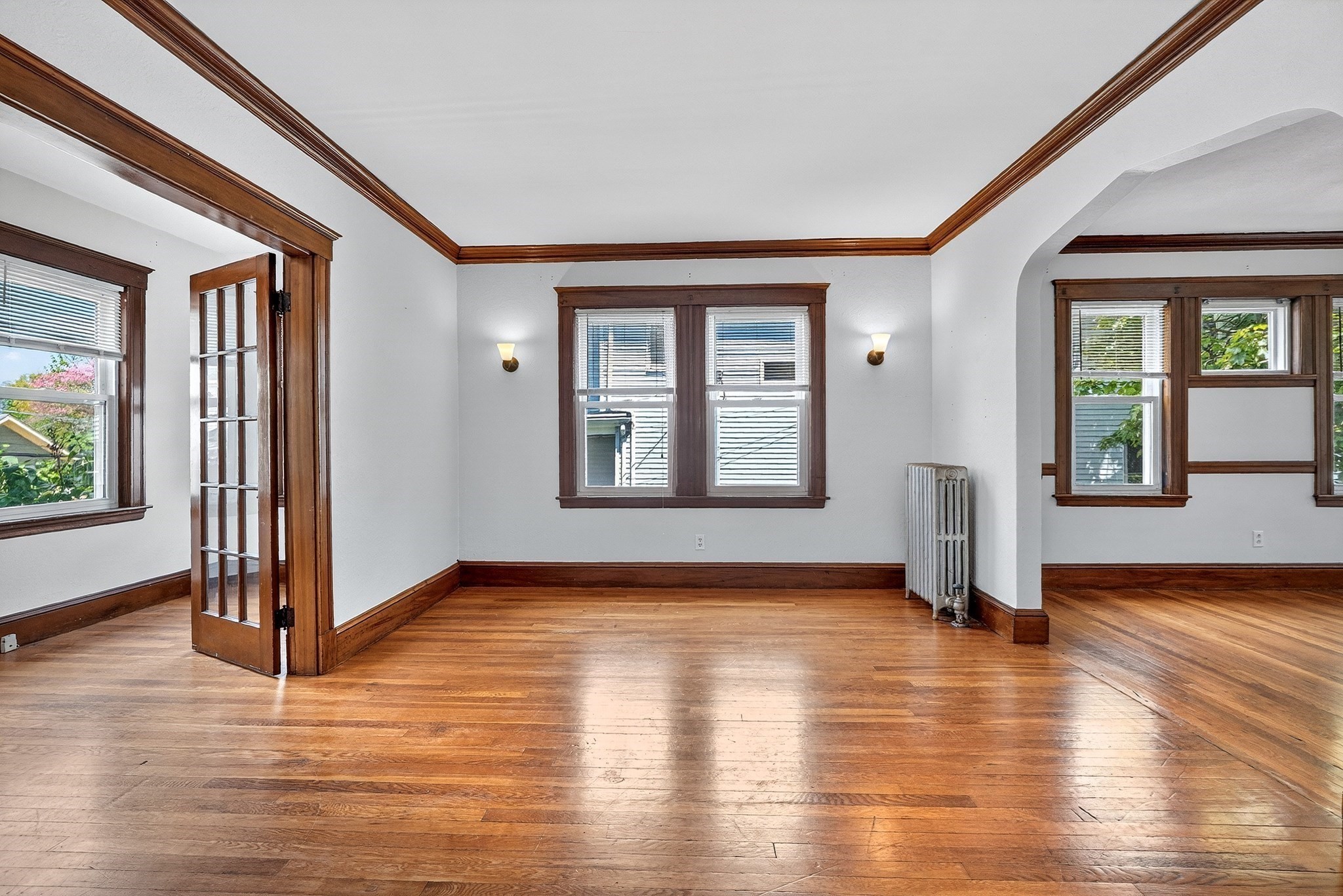 16 Russell # 1 Property Photo 1