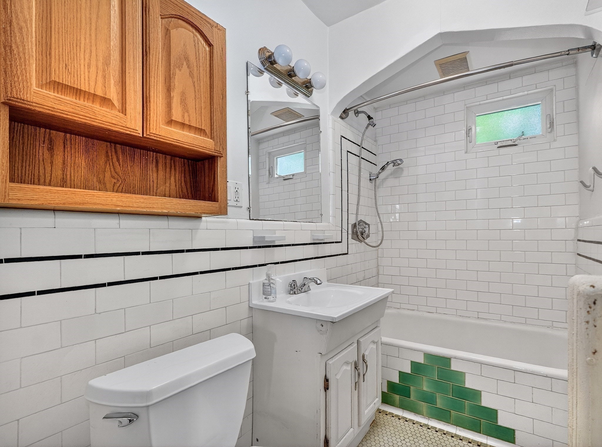 16 Russell # 1 Property Photo 11