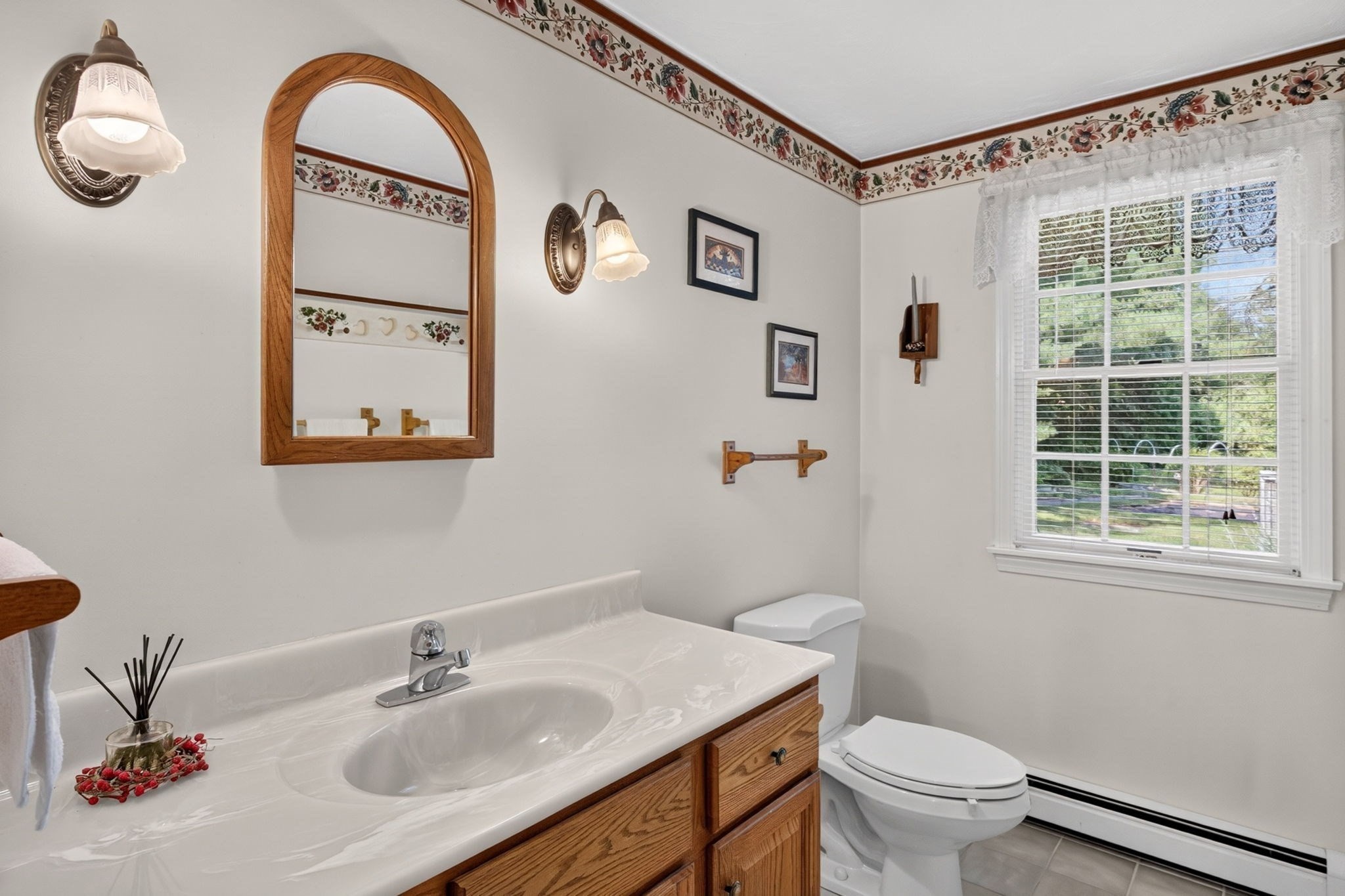 442 Flint St Property Photo 12