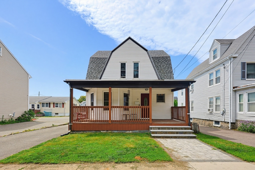 19 Tremont St Property Photo 1