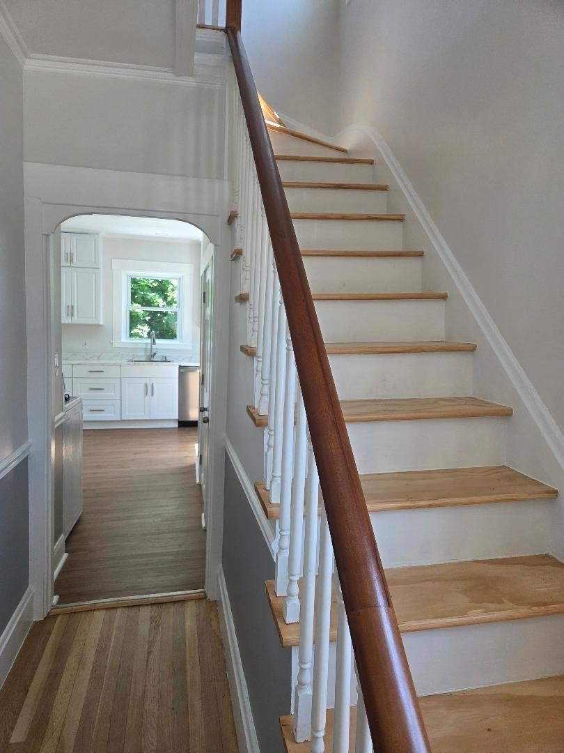 421 Belgrade Property Photo 3