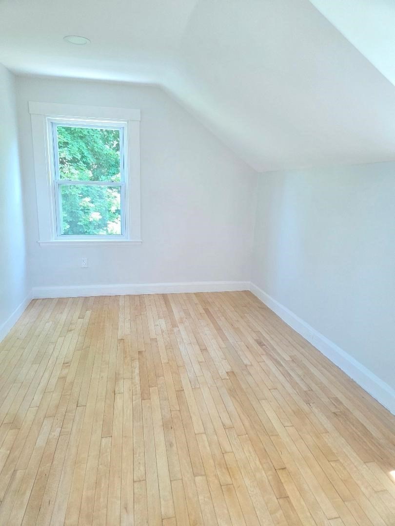 421 Belgrade Property Photo 9