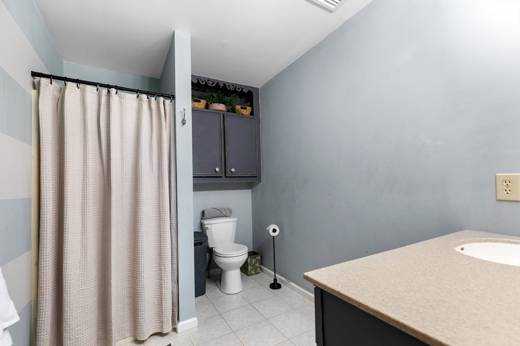 24 Moon Compass Ln Property Photo 25