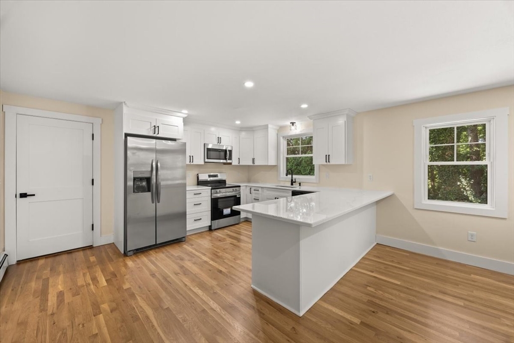 33 Runestone Rd Property Photo 5