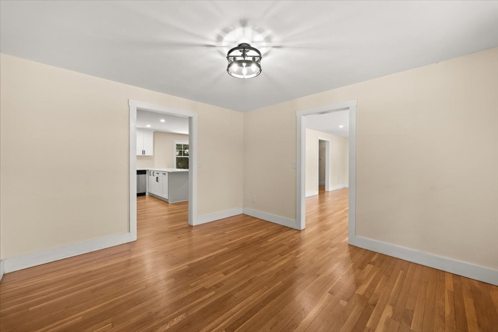 33 Runestone Rd Property Photo 13