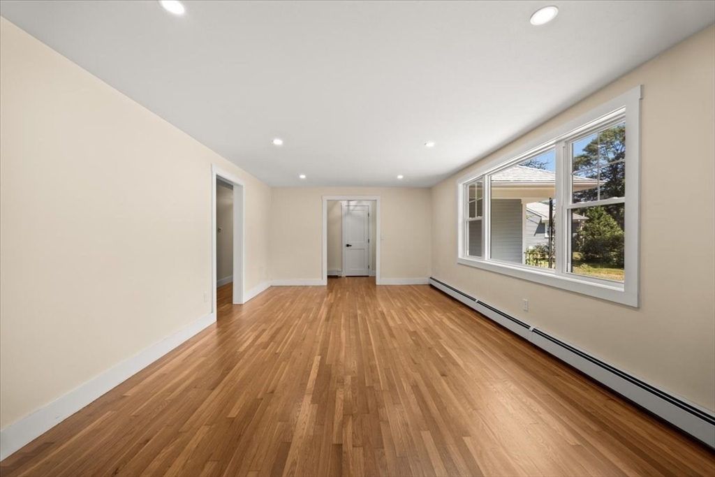 33 Runestone Rd Property Photo 14