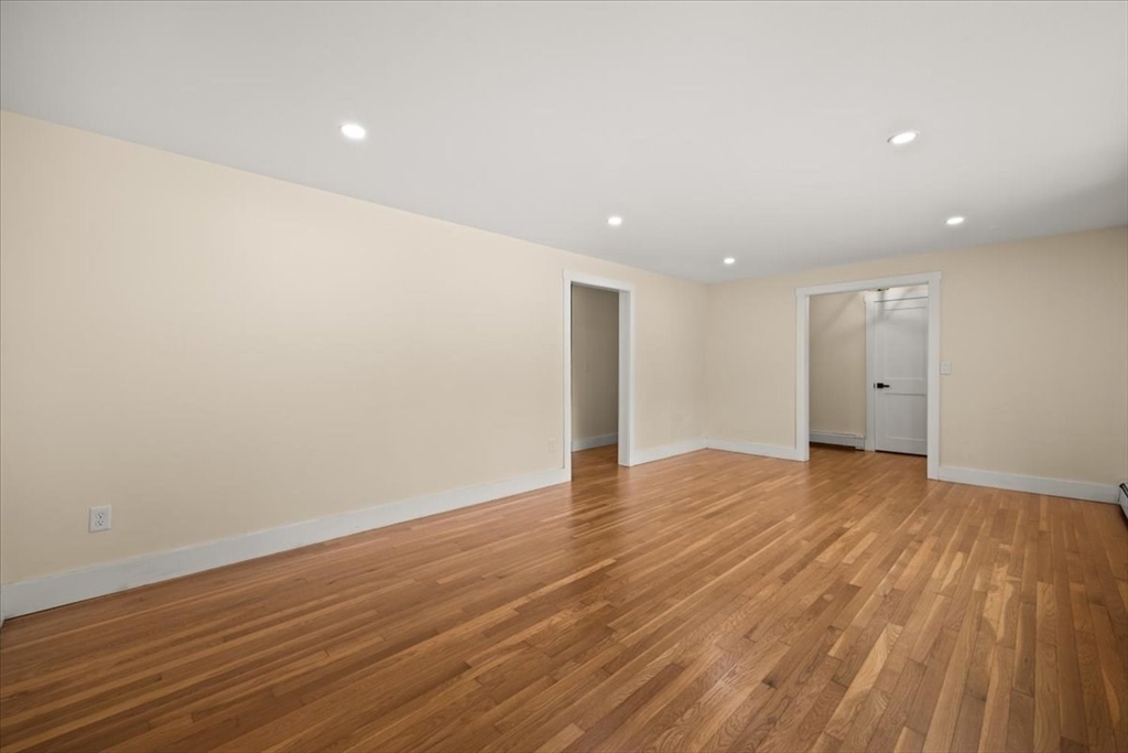 33 Runestone Rd Property Photo 16