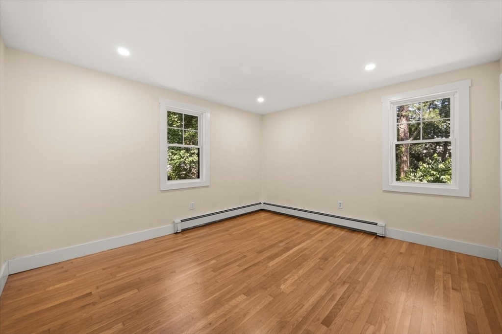33 Runestone Rd Property Photo 20