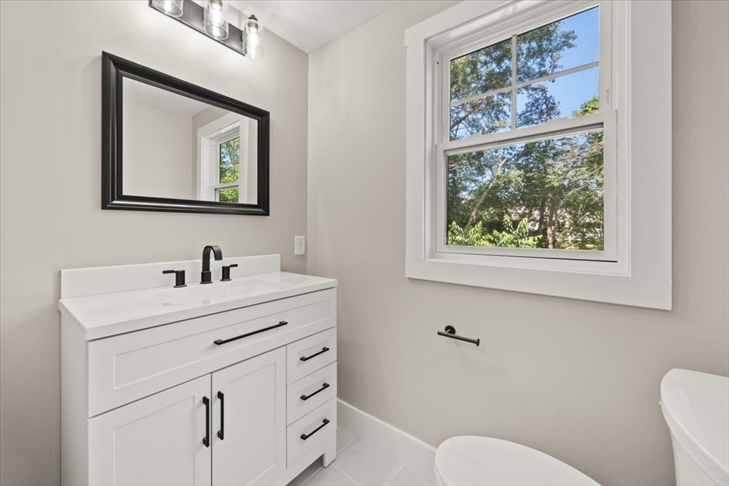 33 Runestone Rd Property Photo 23